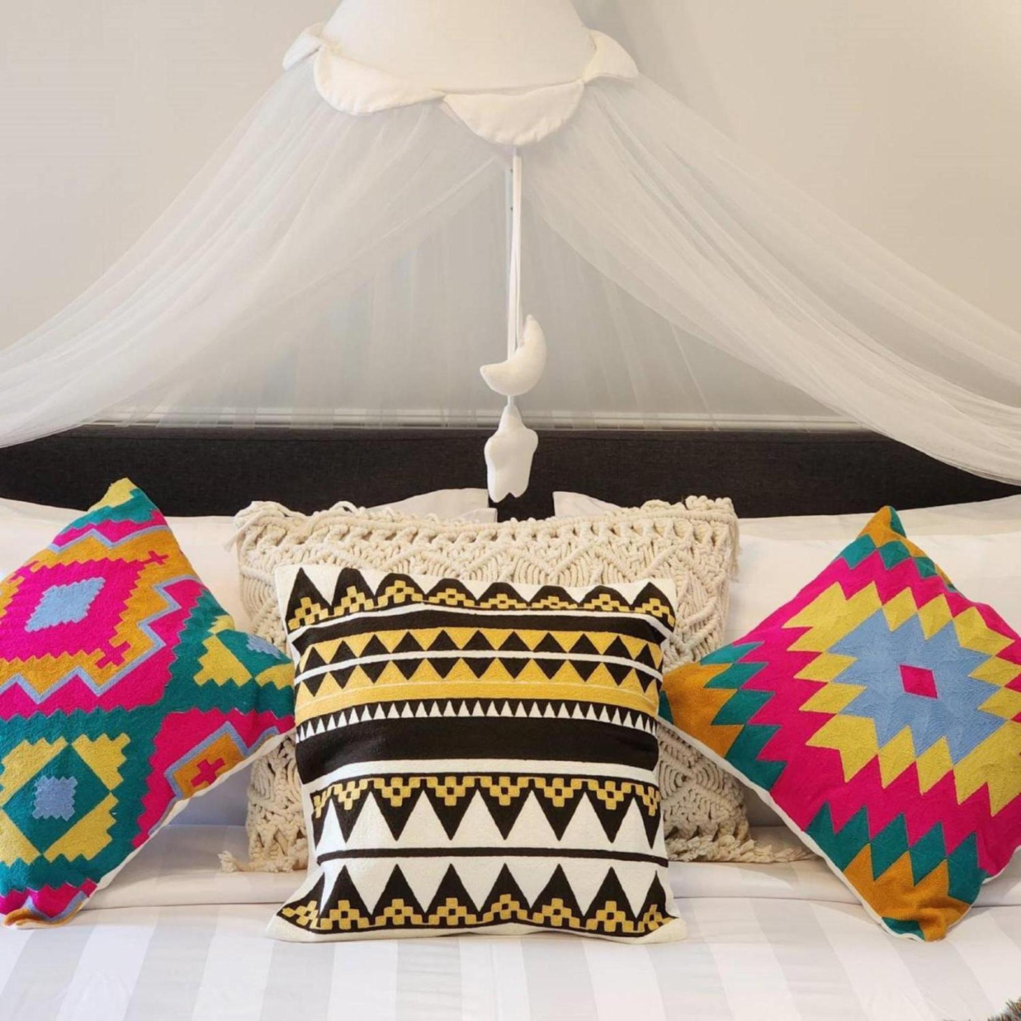 Capital O 75422 Million Pillows Guest house 3*